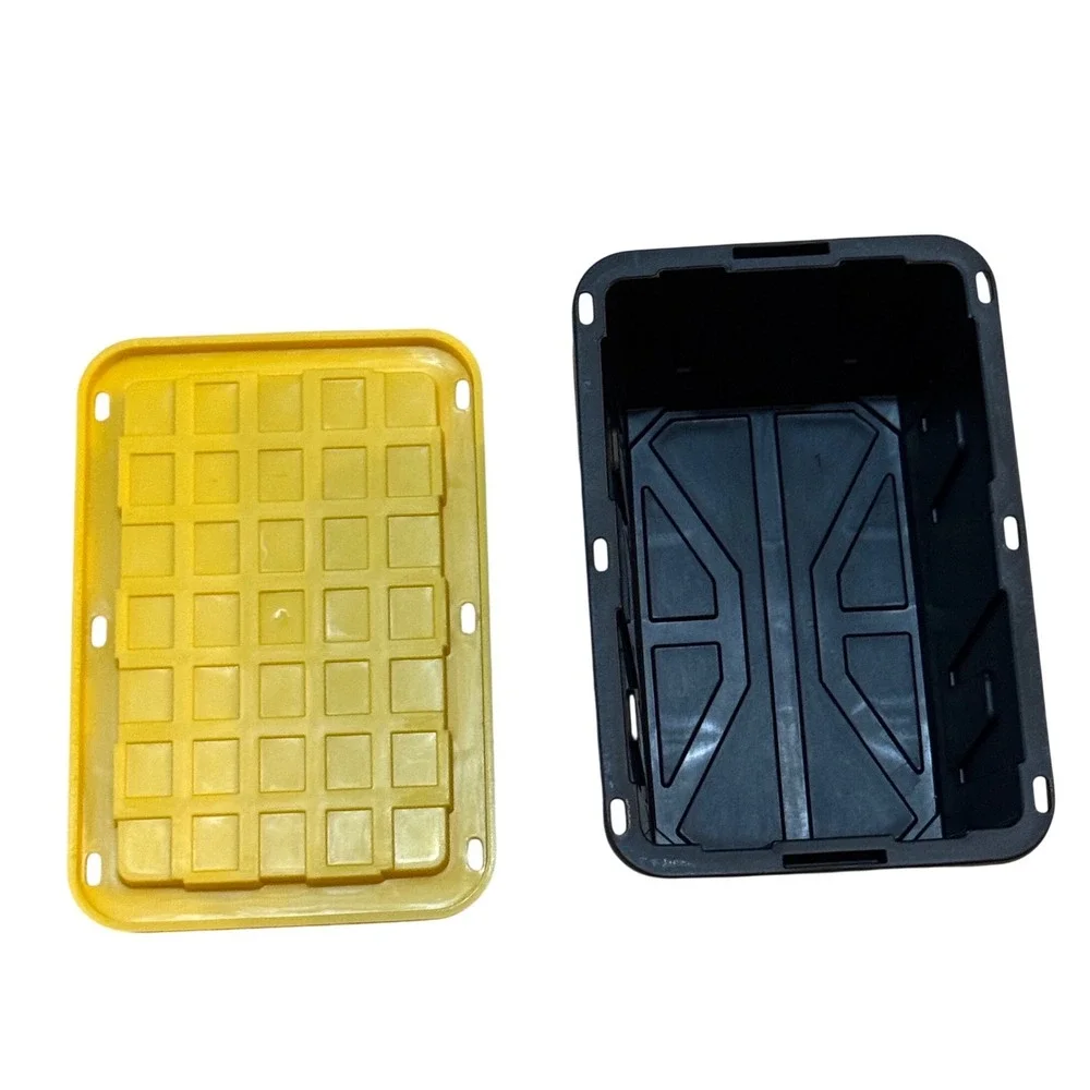 Lowe's Teeny Tote Storage Container 4.8 x 3.3 x 2.4 Black Yellow .38 quart viral